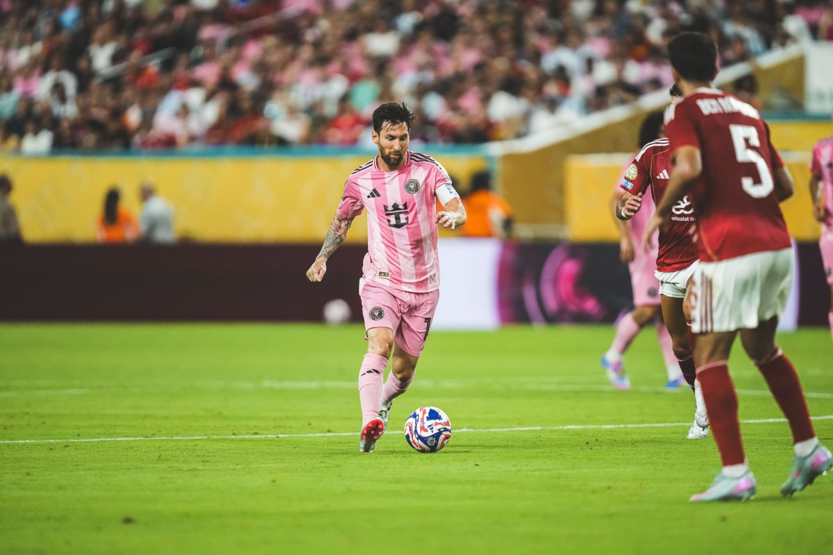 Mundial de Clubes 2025: Messi para na trave, goleiro herói salva Inter Miami e Al Ahly perde pênalti em empate sem gols